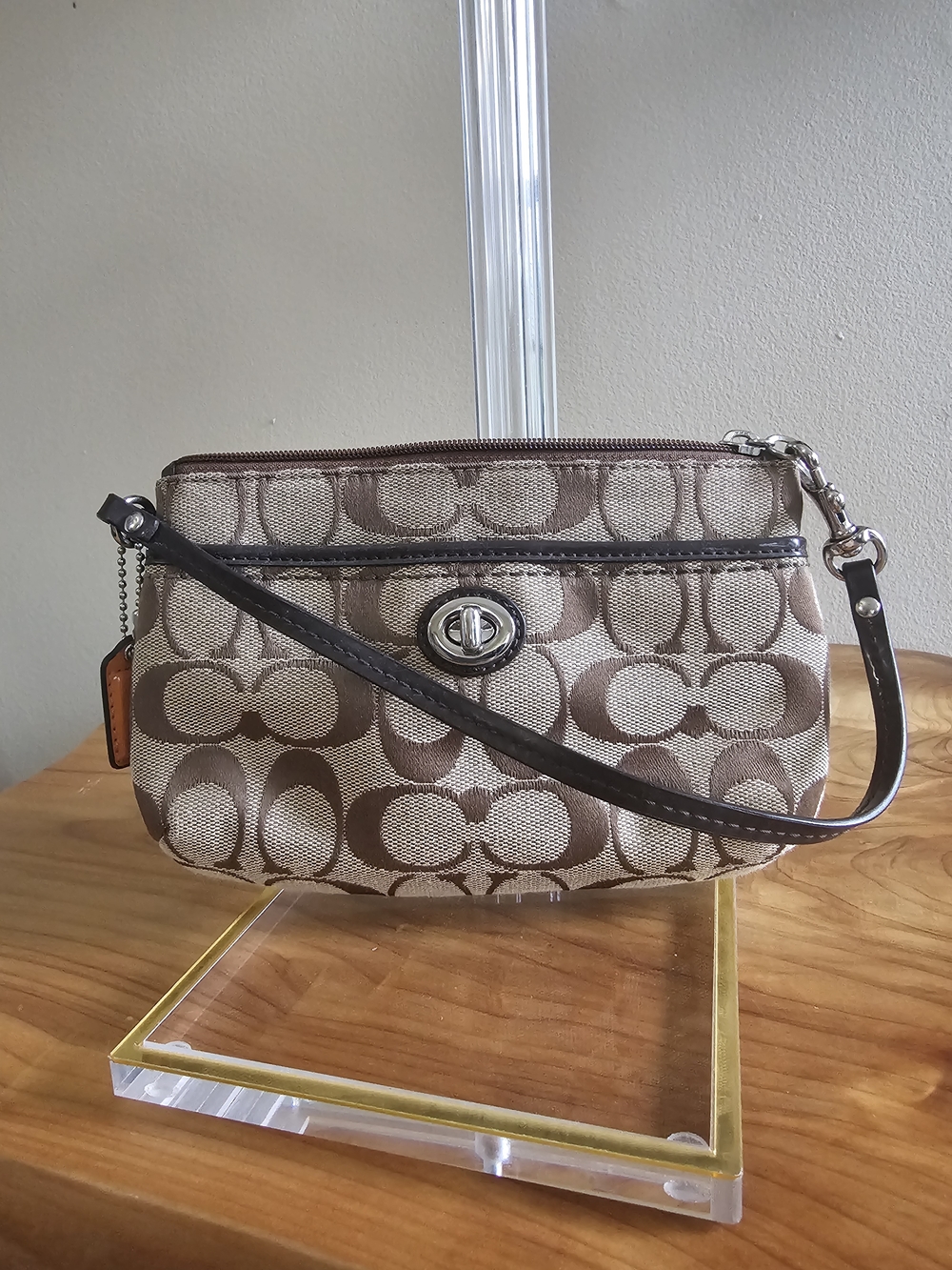 Coach Signature Canvas Brown Wristlet - Picture 8 of 10